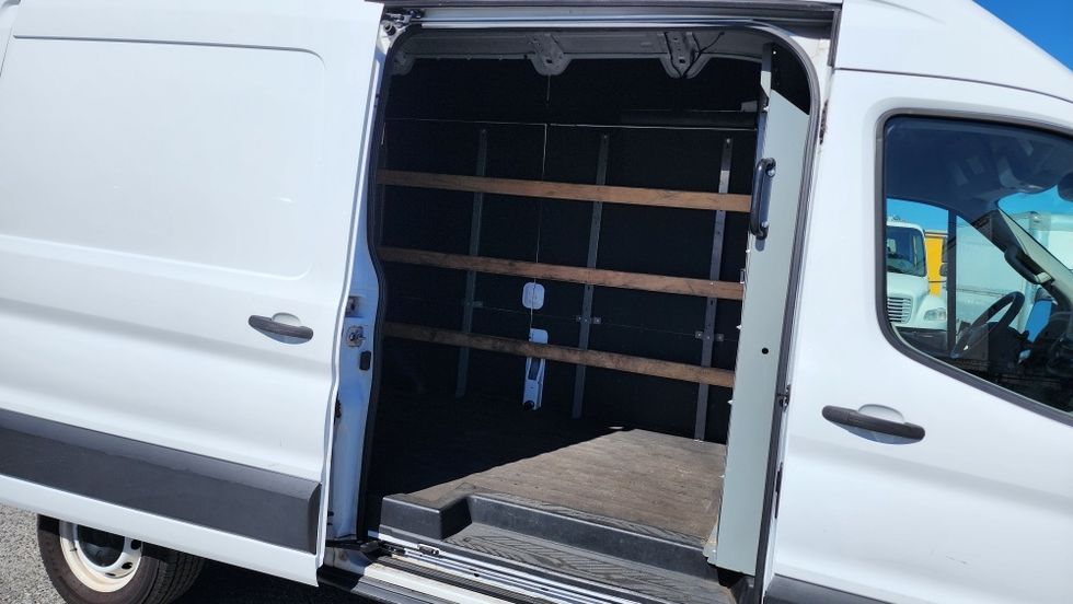 Cargo Van (Panel Van)-Light and Medium Duty Trucks-Ford-2021-Transit 250-Orlando-FL-80,481\n\t\tmiles-$ 35,250 - Image 25