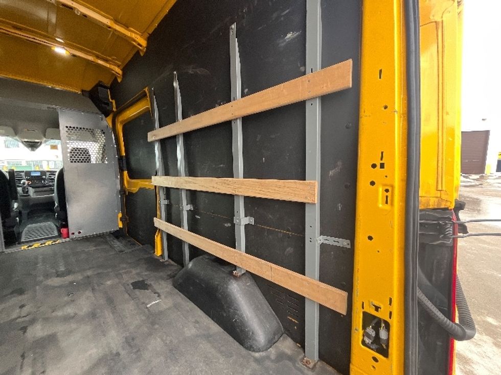 Cargo Van (Panel Van)-Light and Medium Duty Trucks-Ford-2021-Transit 250-Oshawa-ON-160,967\n\t\tkm-$ 36,000 - Image 11