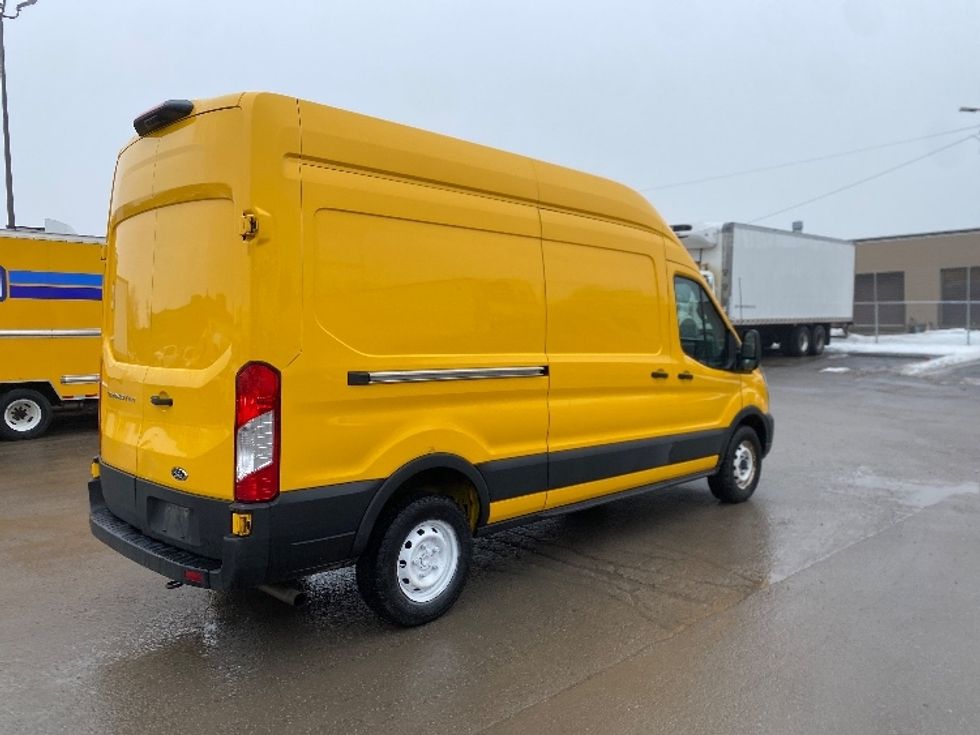 Cargo Van (Panel Van)-Light and Medium Duty Trucks-Ford-2021-Transit 250-Oshawa-ON-160,967\n\t\tkm-$ 36,000 - Image 12