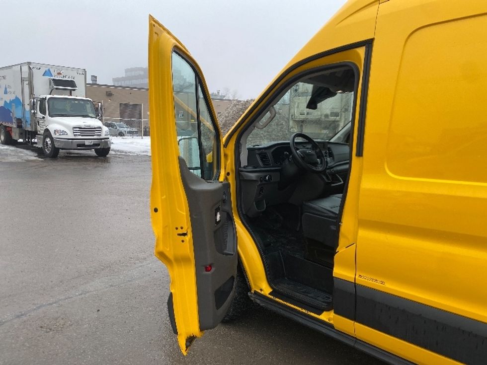 Cargo Van (Panel Van)-Light and Medium Duty Trucks-Ford-2021-Transit 250-Oshawa-ON-160,967\n\t\tkm-$ 36,000 - Image 14