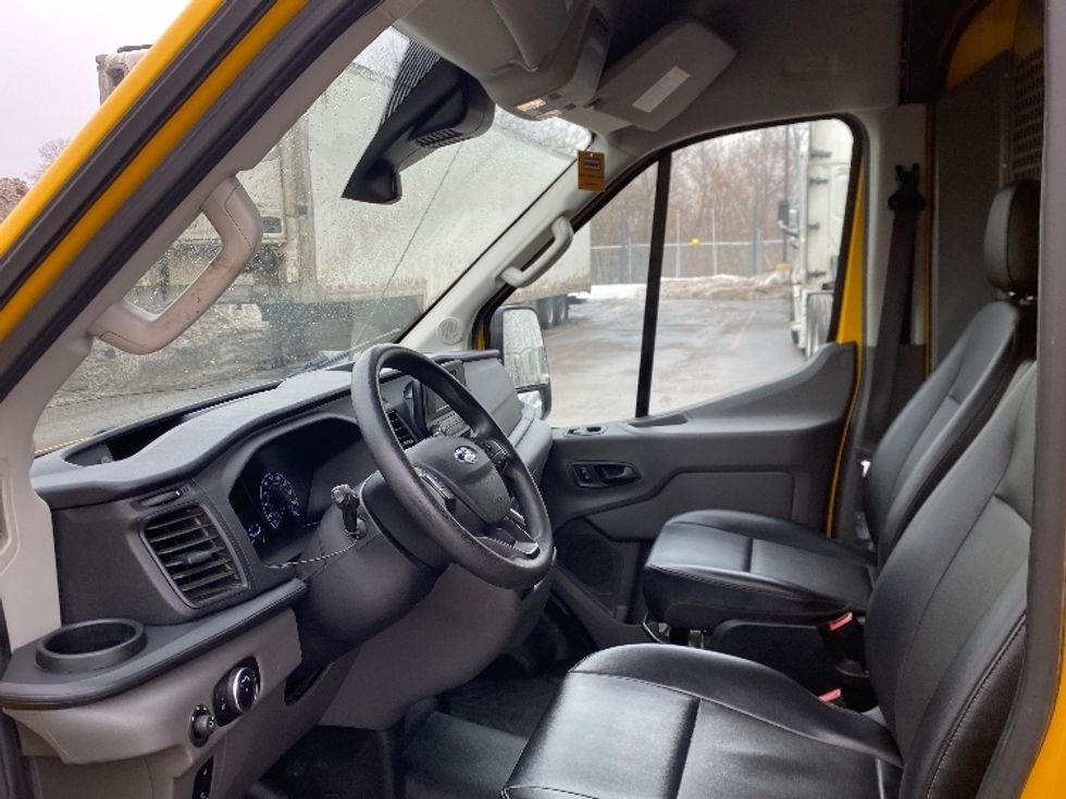 Cargo Van (Panel Van)-Light and Medium Duty Trucks-Ford-2021-Transit 250-Oshawa-ON-160,967\n\t\tkm-$ 36,000 - Image 15