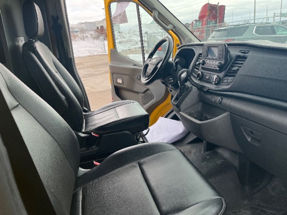 Cargo Van (Panel Van)-Light and Medium Duty Trucks-Ford-2021-Transit 250-Oshawa-ON-160,967\n\t\tkm-$ 36,000 - Image 20