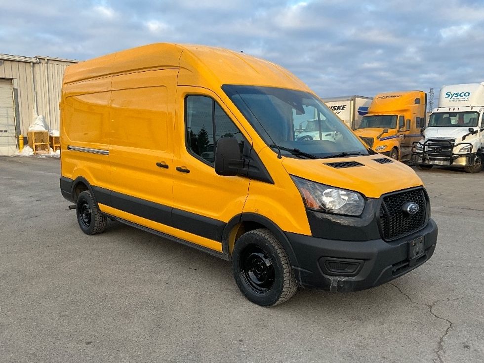 Cargo Van (Panel Van)-Light and Medium Duty Trucks-Ford-2021-Transit 250-Ottawa-ON-125,231\n\t\tkm-$ 38,500 - Image 1