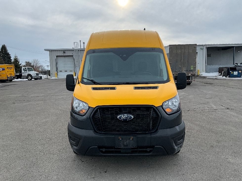 Cargo Van (Panel Van)-Light and Medium Duty Trucks-Ford-2021-Transit 250-Ottawa-ON-125,231\n\t\tkm-$ 38,500 - Image 2