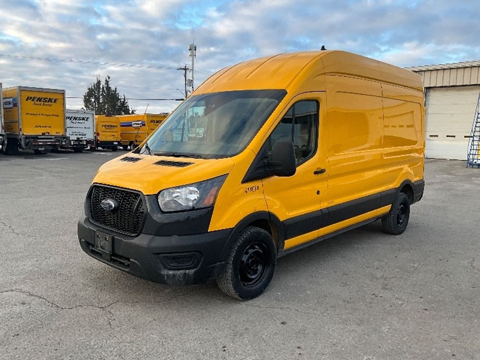 Cargo Van (Panel Van)-Light and Medium Duty Trucks-Ford-2021-Transit 250-Ottawa-ON-125,231\n\t\tkm-$ 38,500 - Image 3