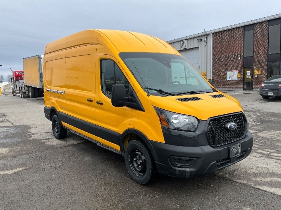 Cargo Van (Panel Van)-Light and Medium Duty Trucks-Ford-2021-Transit 250-Ottawa-ON-153,072\n\t\tkm-$ 36,750 - Image 1