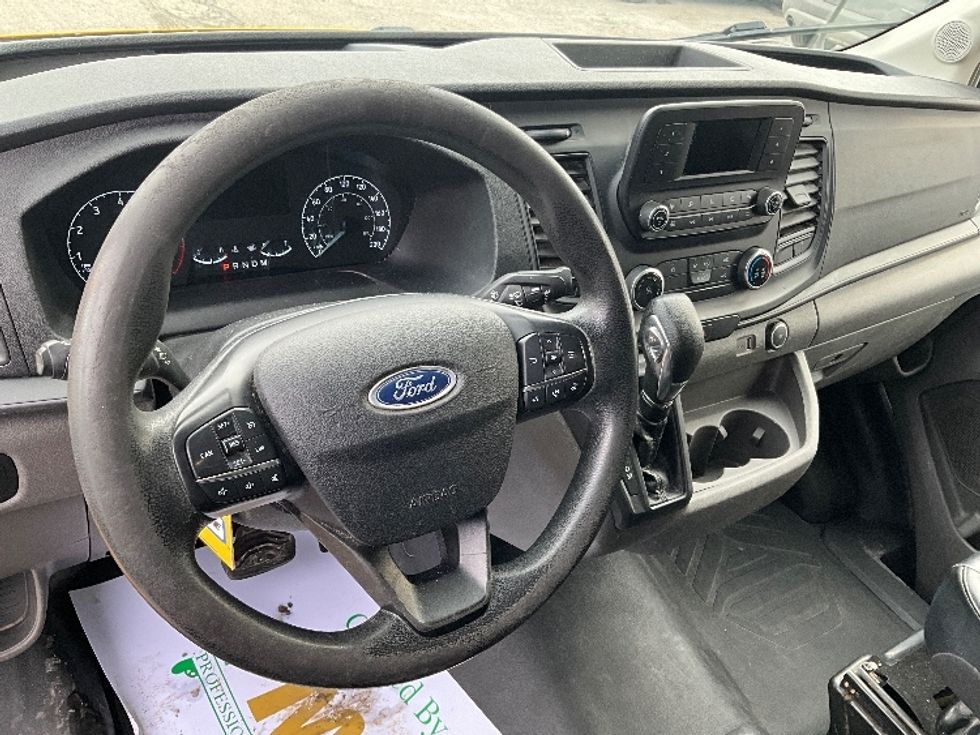 Cargo Van (Panel Van)-Light and Medium Duty Trucks-Ford-2021-Transit 250-Ottawa-ON-201,955\n\t\tkm-$ 32,750 - Image 17