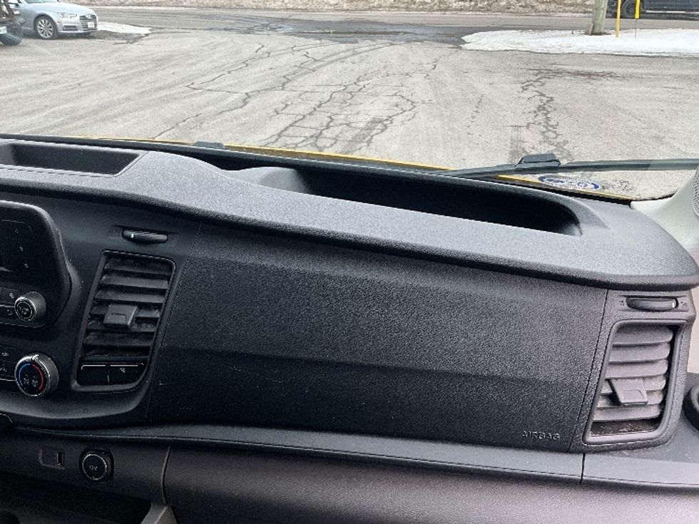 Cargo Van (Panel Van)-Light and Medium Duty Trucks-Ford-2021-Transit 250-Ottawa-ON-201,955\n\t\tkm-$ 32,750 - Image 20