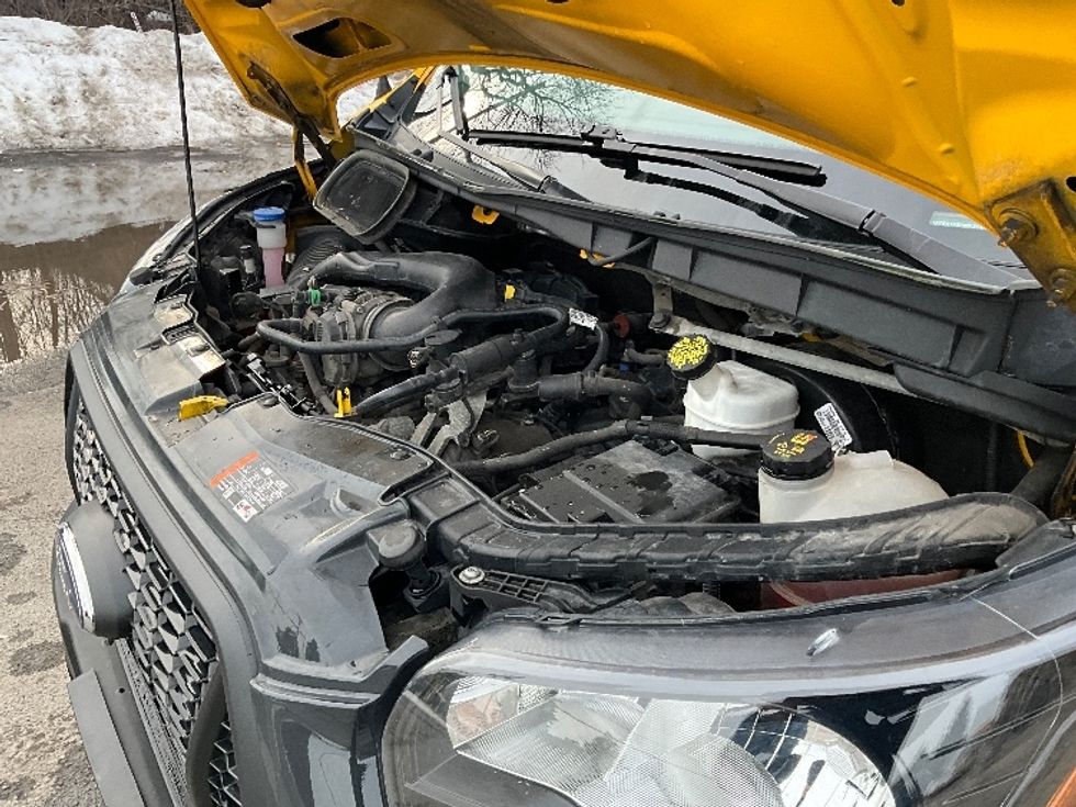 Cargo Van (Panel Van)-Light and Medium Duty Trucks-Ford-2021-Transit 250-Ottawa-ON-201,955\n\t\tkm-$ 32,750 - Image 23