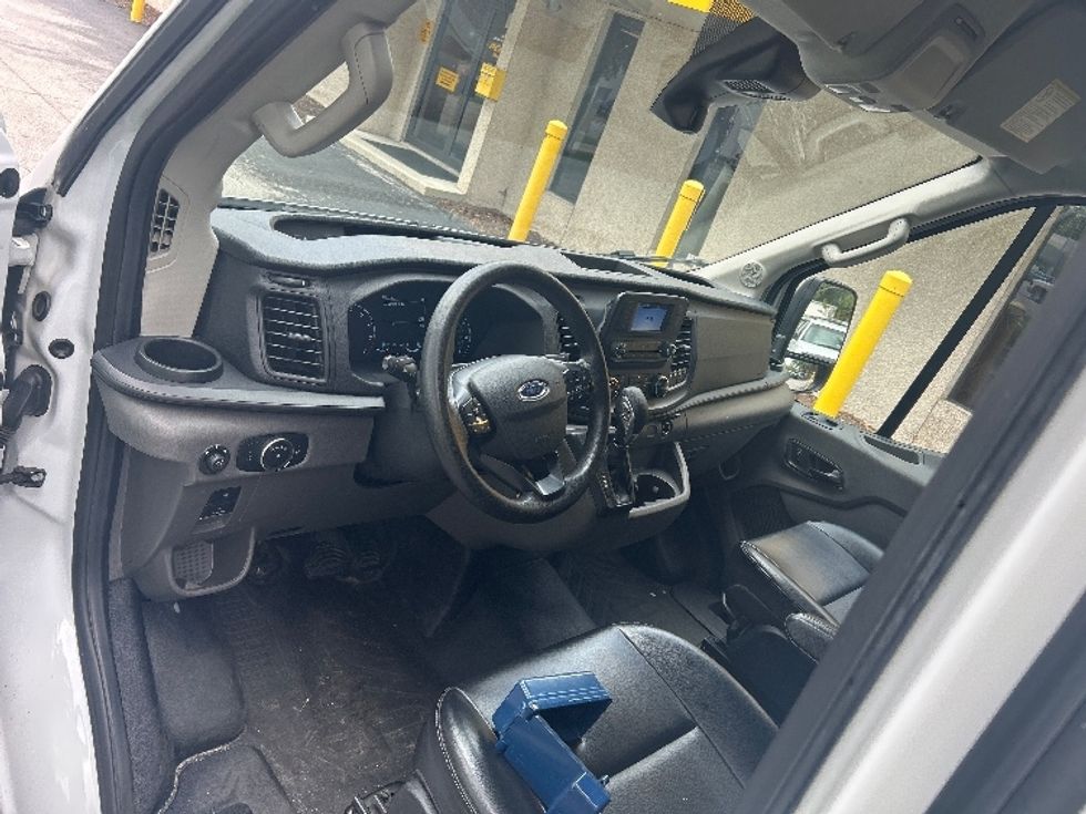 Cargo Van (Panel Van)-Light and Medium Duty Trucks-Ford-2021-Transit 250-Panama City-FL-73,810\n\t\tmiles-$ 34,750 - Image 17