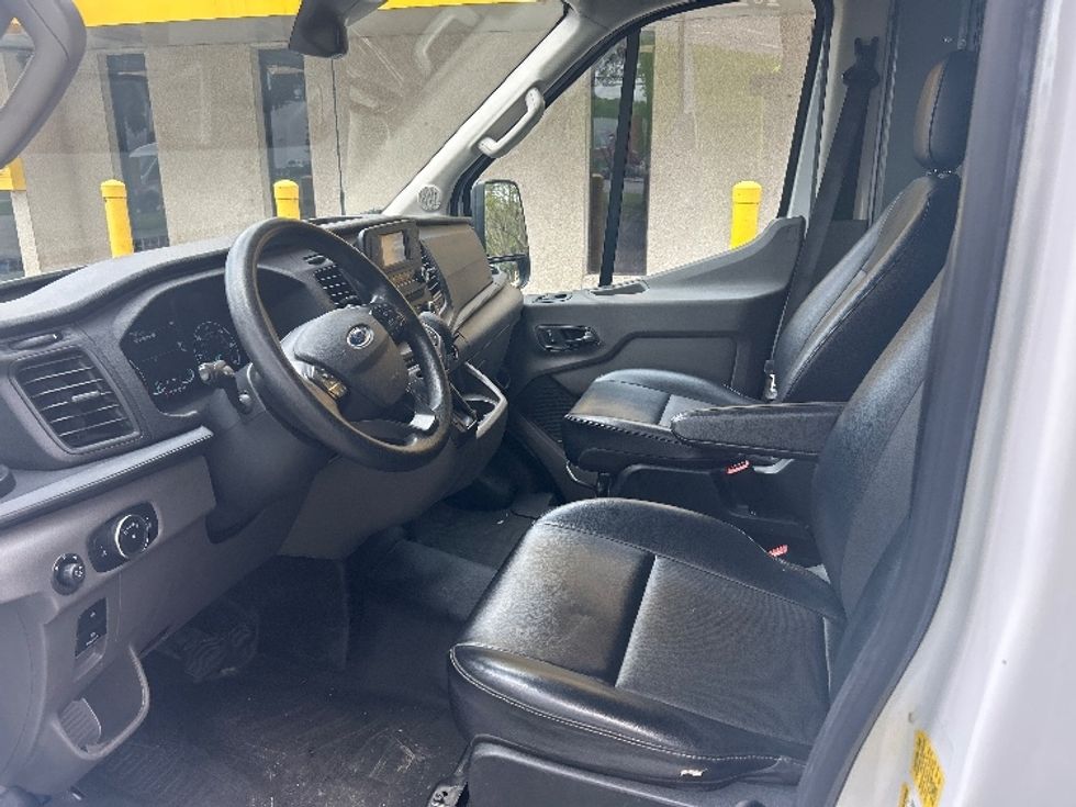 Cargo Van (Panel Van)-Light and Medium Duty Trucks-Ford-2021-Transit 250-Panama City-FL-73,810\n\t\tmiles-$ 34,750 - Image 19