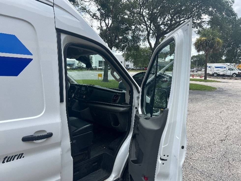 Cargo Van (Panel Van)-Light and Medium Duty Trucks-Ford-2021-Transit 250-Panama City-FL-73,810\n\t\tmiles-$ 34,750 - Image 20