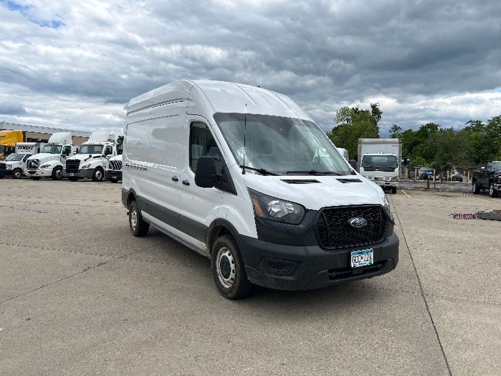 Cargo Van (Panel Van)-Light and Medium Duty Trucks-Ford-2021-Transit 250-Parkersburg-WV-70,570\n\t\tmiles-$ 35,000 - Image 1