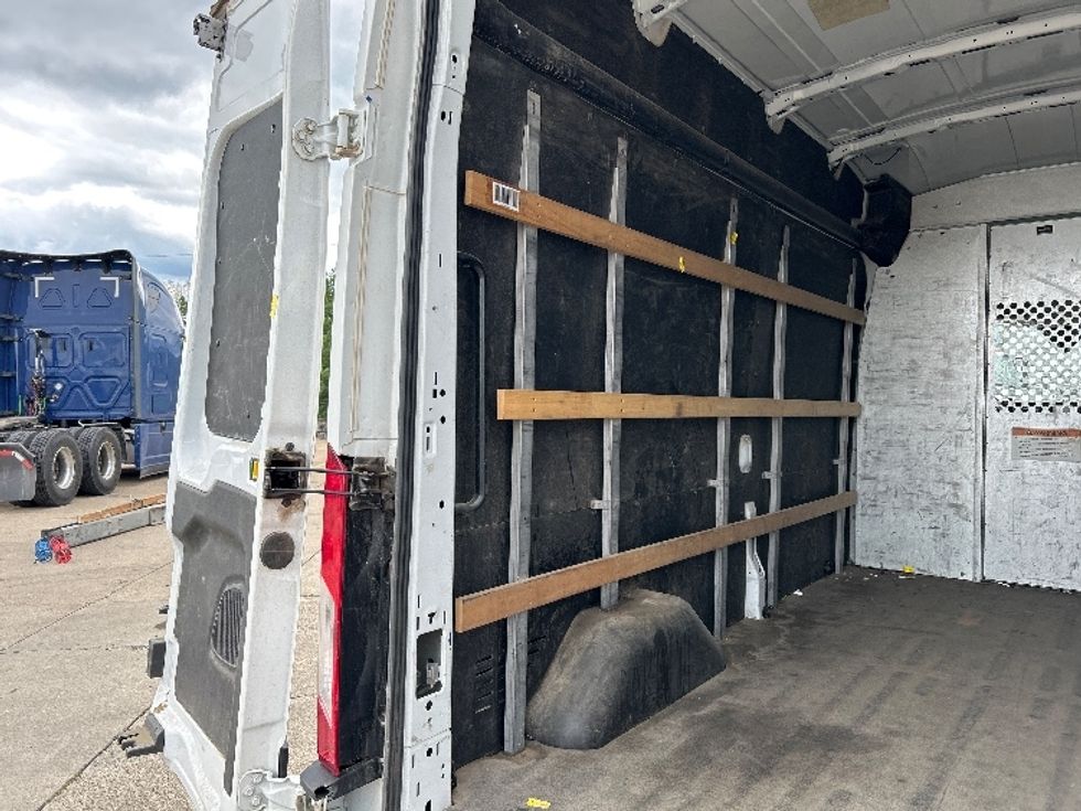 Cargo Van (Panel Van)-Light and Medium Duty Trucks-Ford-2021-Transit 250-Parkersburg-WV-70,570\n\t\tmiles-$ 35,000 - Image 11
