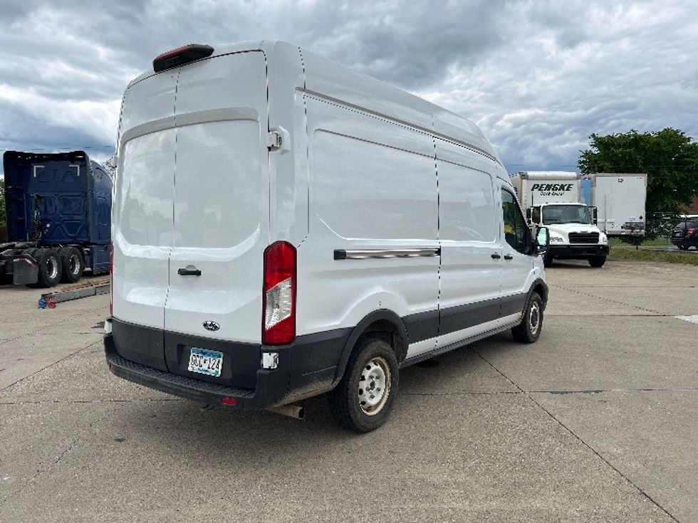 Cargo Van (Panel Van)-Light and Medium Duty Trucks-Ford-2021-Transit 250-Parkersburg-WV-70,570\n\t\tmiles-$ 35,000 - Image 13