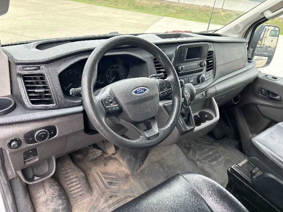 Cargo Van (Panel Van)-Light and Medium Duty Trucks-Ford-2021-Transit 250-Parkersburg-WV-70,570\n\t\tmiles-$ 35,000 - Image 17