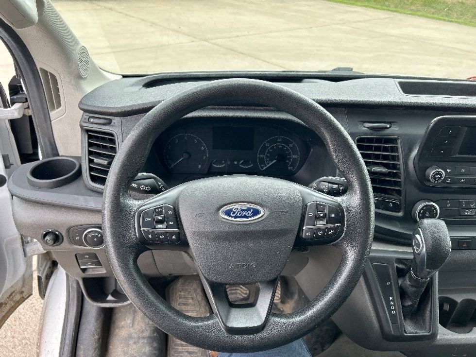 Cargo Van (Panel Van)-Light and Medium Duty Trucks-Ford-2021-Transit 250-Parkersburg-WV-70,570\n\t\tmiles-$ 35,000 - Image 18