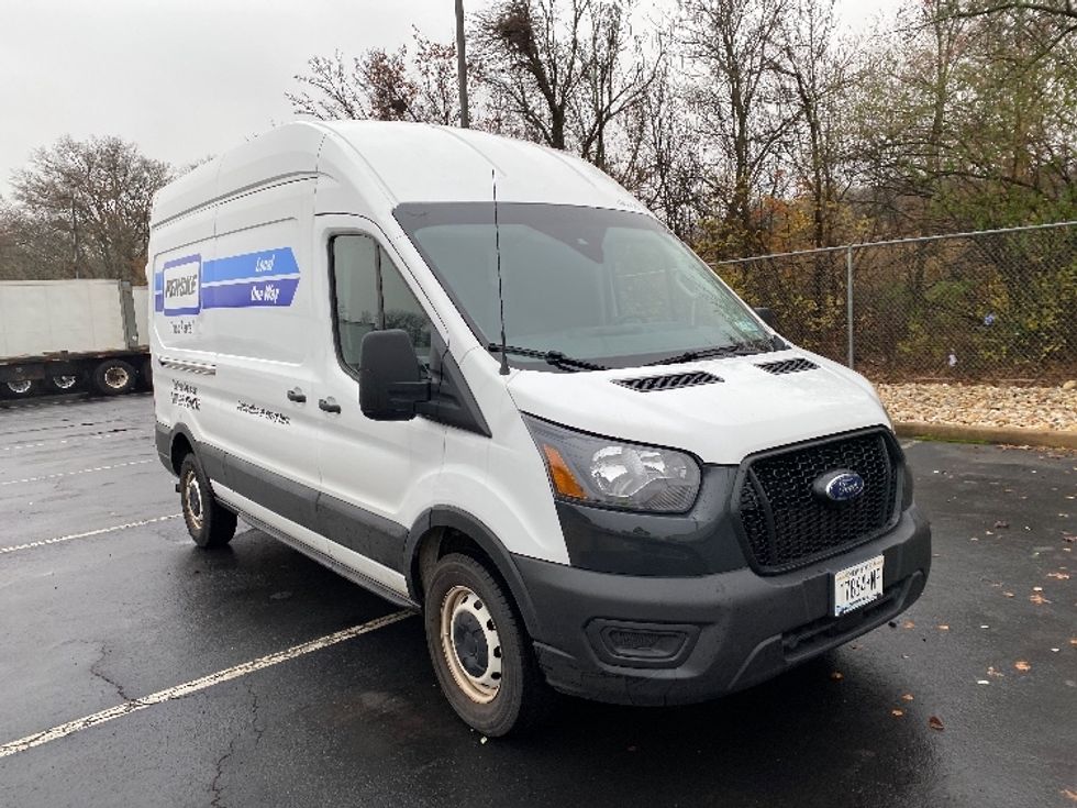 Cargo Van (Panel Van)-Light and Medium Duty Trucks-Ford-2021-Transit 250-Parsippany-NJ-137,089\n\t\tmiles-$ 27,750 - Image 1