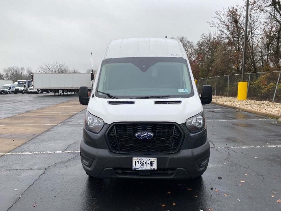 Cargo Van (Panel Van)-Light and Medium Duty Trucks-Ford-2021-Transit 250-Parsippany-NJ-137,089\n\t\tmiles-$ 27,750 - Image 2