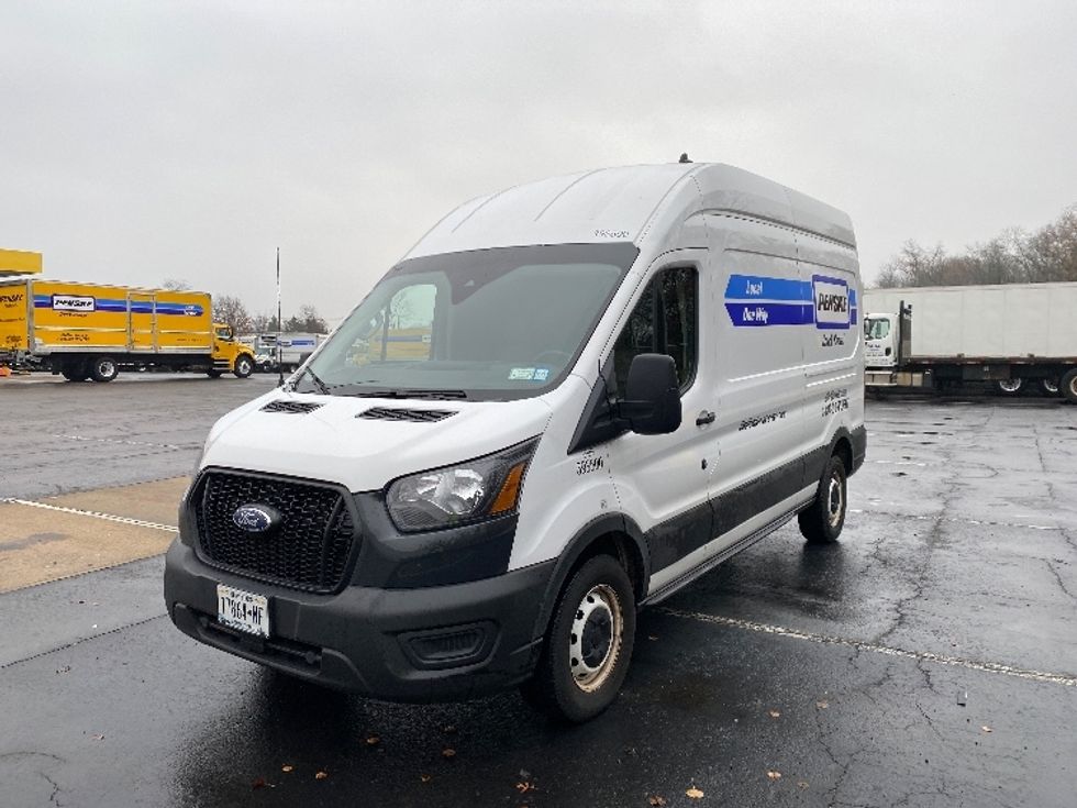 Cargo Van (Panel Van)-Light and Medium Duty Trucks-Ford-2021-Transit 250-Parsippany-NJ-137,089\n\t\tmiles-$ 27,750 - Image 3