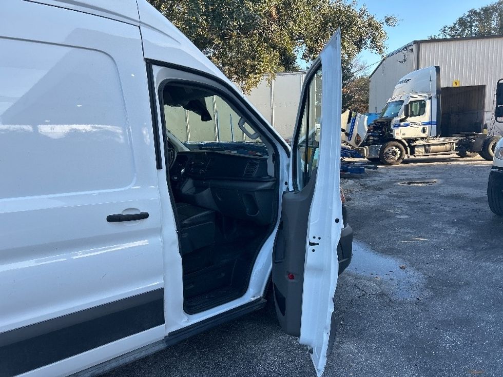Cargo Van (Panel Van)-Light and Medium Duty Trucks-Ford-2021-Transit 250-Pensacola-FL-109,869\n\t\tmiles-$ 37,500 - Image 20