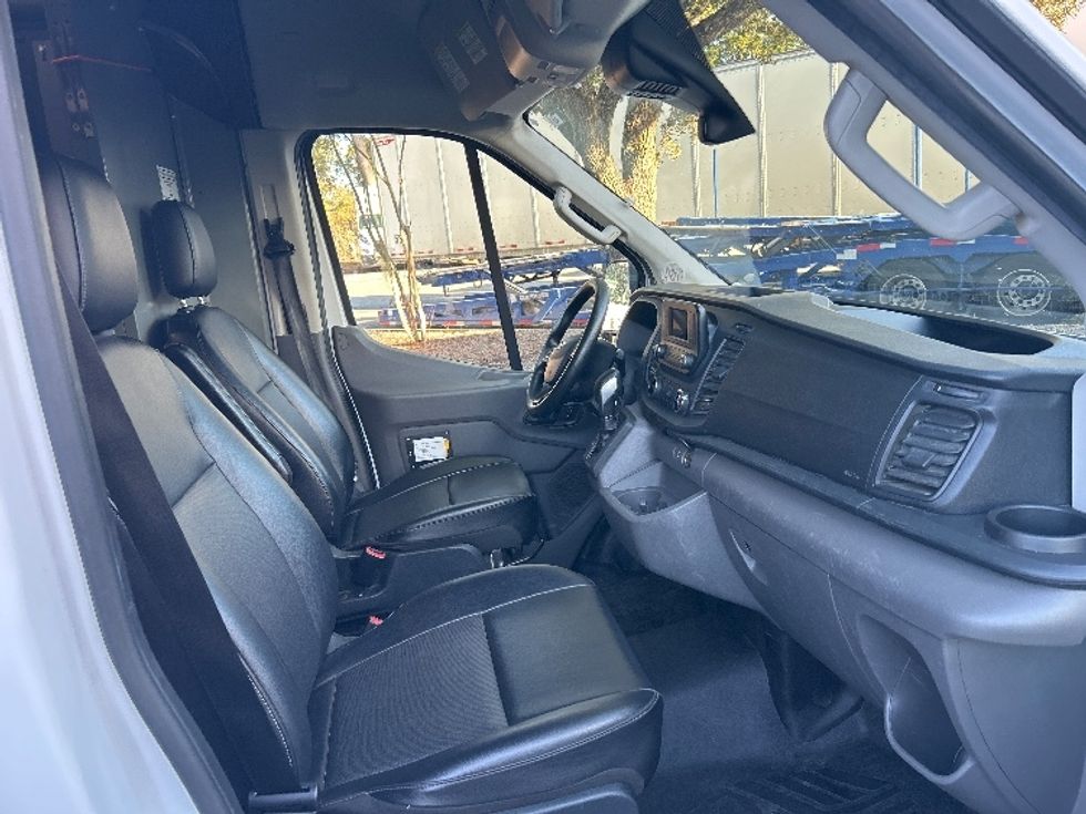 Cargo Van (Panel Van)-Light and Medium Duty Trucks-Ford-2021-Transit 250-Pensacola-FL-109,869\n\t\tmiles-$ 37,500 - Image 22