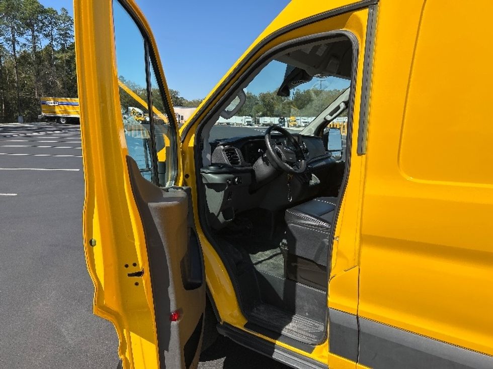 Cargo Van (Panel Van)-Light and Medium Duty Trucks-Ford-2021-Transit 250-Pensacola-FL-98,769\n\t\tmiles-$ 30,000 - Image 15