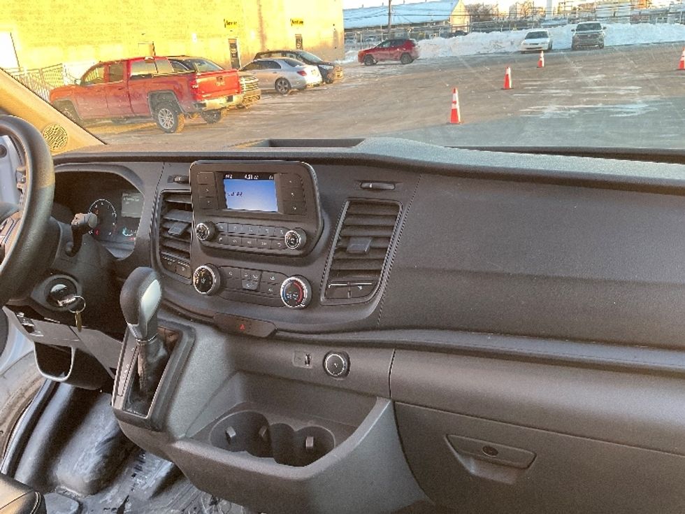Cargo Van (Panel Van)-Light and Medium Duty Trucks-Ford-2021-Transit 250-Philadelphia-PA-138,667\n\t\tmiles-$ 27,750 - Image 19
