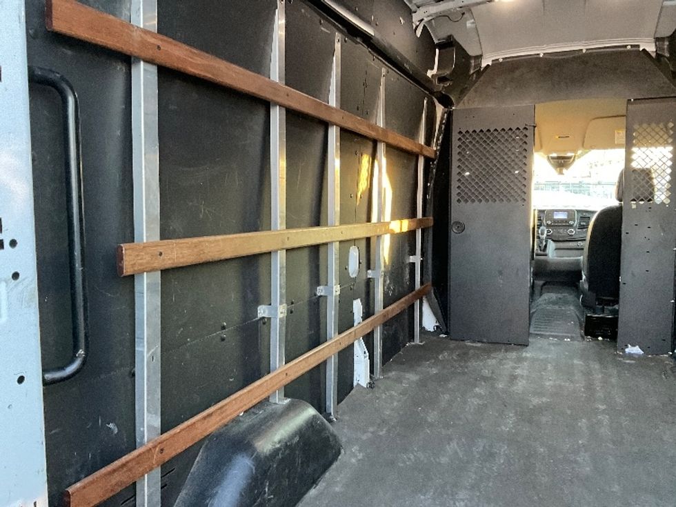 Cargo Van (Panel Van)-Light and Medium Duty Trucks-Ford-2021-Transit 250-Philadelphia-PA-138,667\n\t\tmiles-$ 27,750 - Image 9