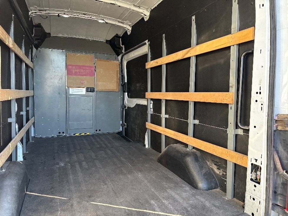 Cargo Van (Panel Van)-Light and Medium Duty Trucks-Ford-2021-Transit 250-Phoenix-AZ-103,585\n\t\tmiles-$ 33,000 - Image 10