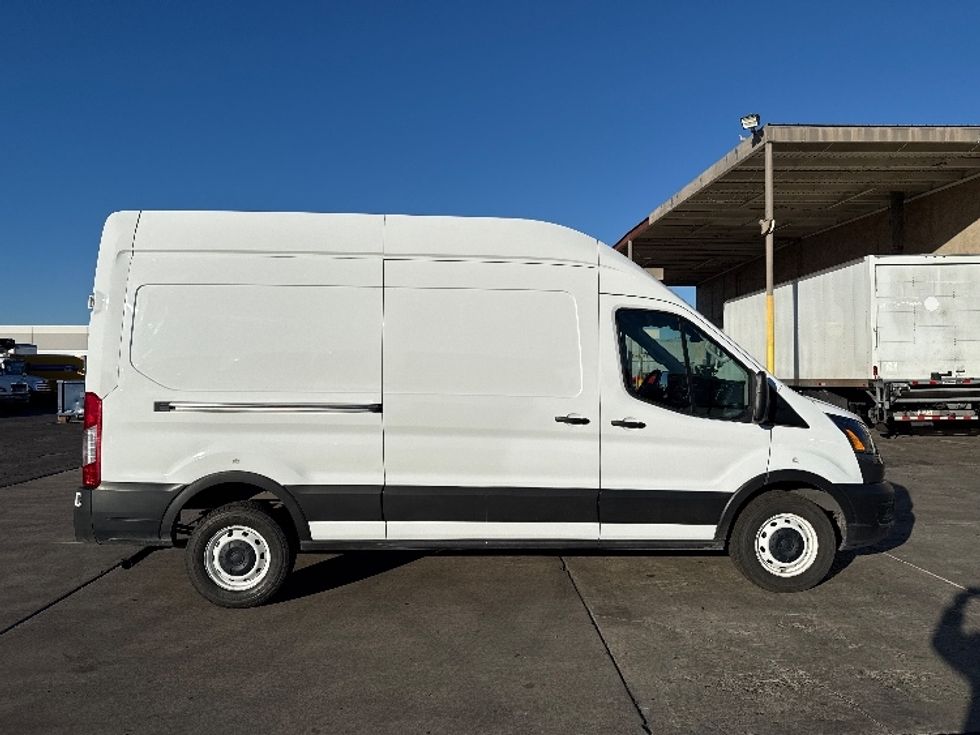 Cargo Van (Panel Van)-Light and Medium Duty Trucks-Ford-2021-Transit 250-Phoenix-AZ-103,585\n\t\tmiles-$ 33,000 - Image 12