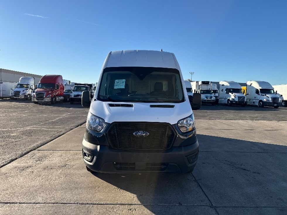 Cargo Van (Panel Van)-Light and Medium Duty Trucks-Ford-2021-Transit 250-Phoenix-AZ-103,585\n\t\tmiles-$ 33,000 - Image 2