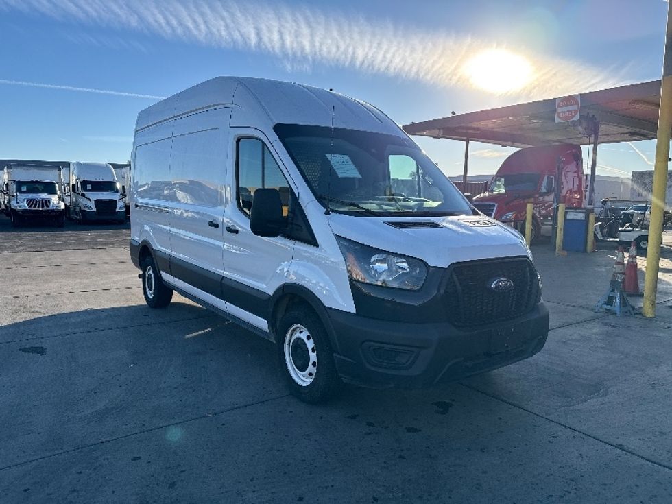 Cargo Van (Panel Van)-Light and Medium Duty Trucks-Ford-2021-Transit 250-Phoenix-AZ-107,937\n\t\tmiles-$ 32,750 - Image 1