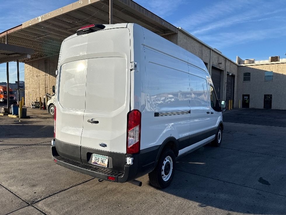 Cargo Van (Panel Van)-Light and Medium Duty Trucks-Ford-2021-Transit 250-Phoenix-AZ-107,937\n\t\tmiles-$ 32,750 - Image 11
