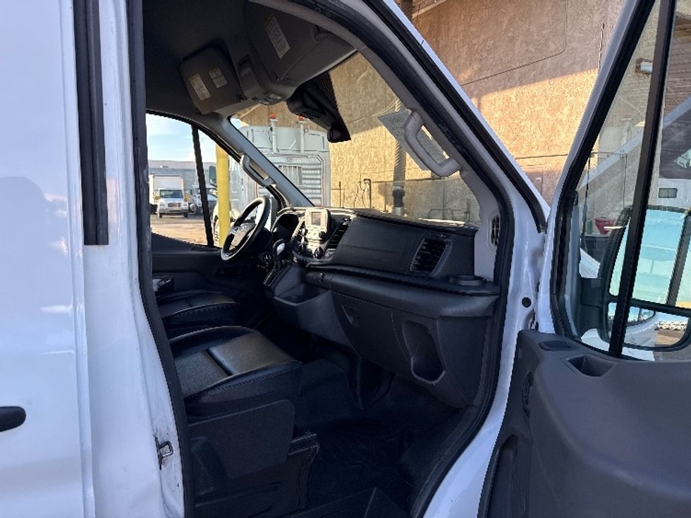 Cargo Van (Panel Van)-Light and Medium Duty Trucks-Ford-2021-Transit 250-Phoenix-AZ-107,937\n\t\tmiles-$ 32,750 - Image 17