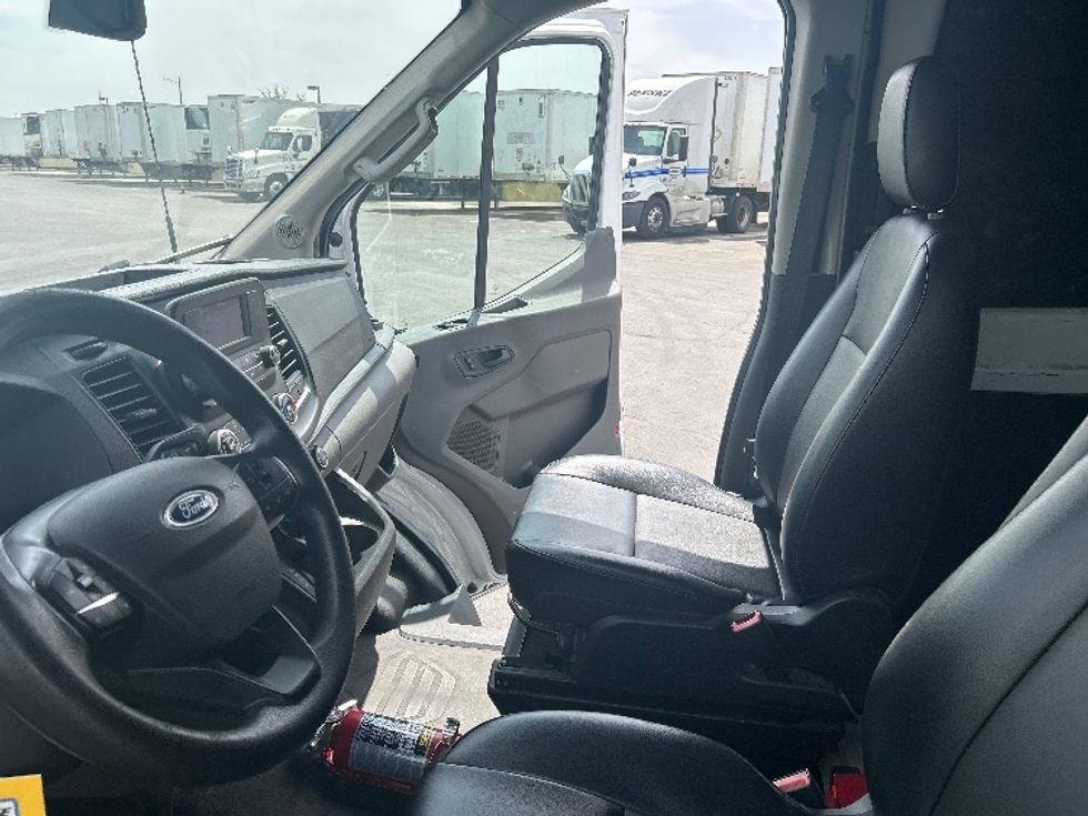 Cargo Van (Panel Van)-Light and Medium Duty Trucks-Ford-2021-Transit 250-Phoenix-AZ-124,237\n\t\tmiles-$ 28,750 - Image 17