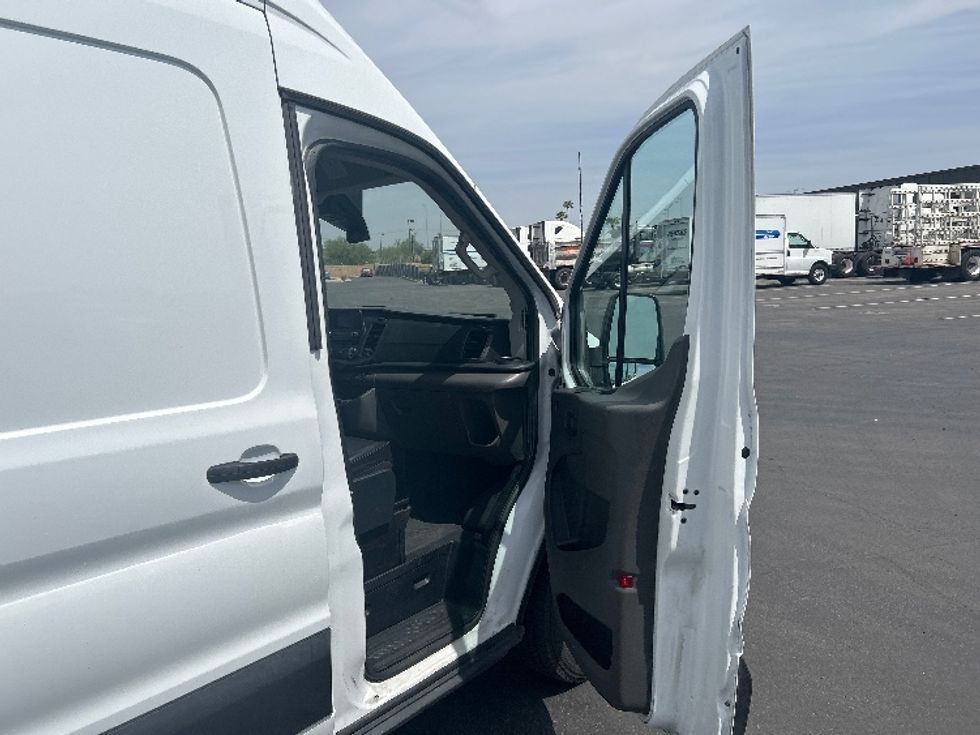 Cargo Van (Panel Van)-Light and Medium Duty Trucks-Ford-2021-Transit 250-Phoenix-AZ-124,237\n\t\tmiles-$ 28,750 - Image 18
