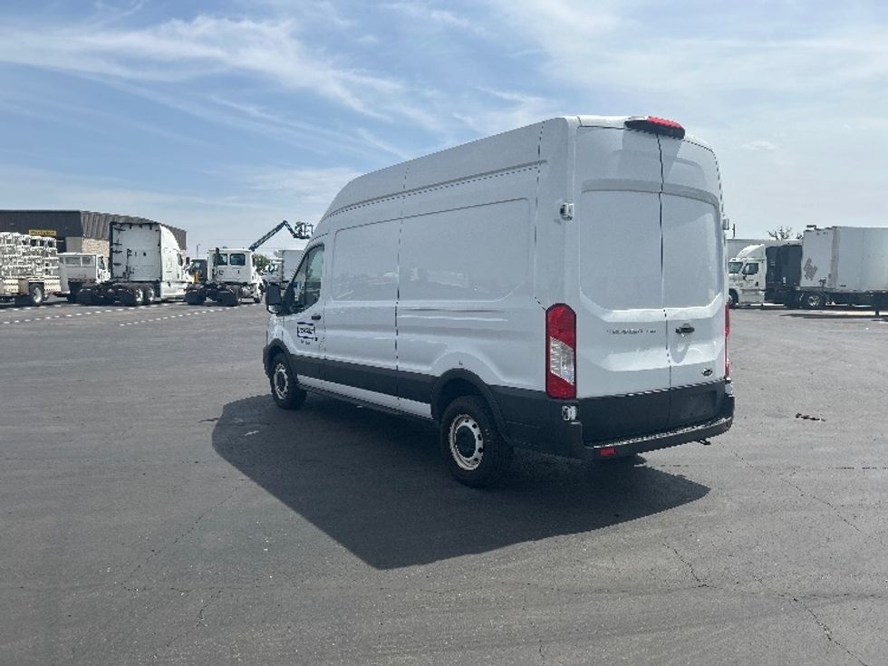 Cargo Van (Panel Van)-Light and Medium Duty Trucks-Ford-2021-Transit 250-Phoenix-AZ-124,237\n\t\tmiles-$ 28,750 - Image 6