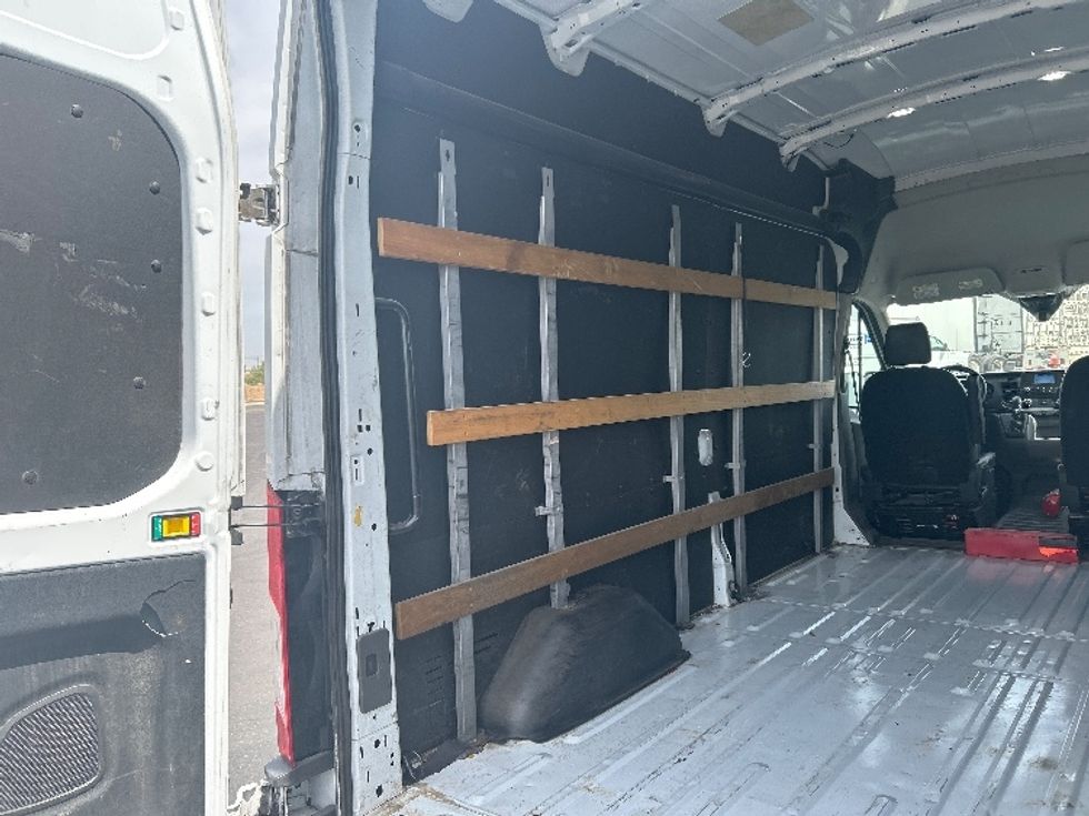 Cargo Van (Panel Van)-Light and Medium Duty Trucks-Ford-2021-Transit 250-Phoenix-AZ-124,237\n\t\tmiles-$ 28,750 - Image 9