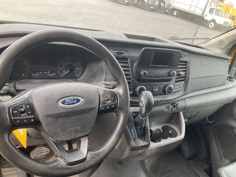 Cargo Van (Panel Van)-Light and Medium Duty Trucks-Ford-2021-Transit 250-Phoenix-AZ-98,407\n\t\tmiles-$ 29,500 - Image 14