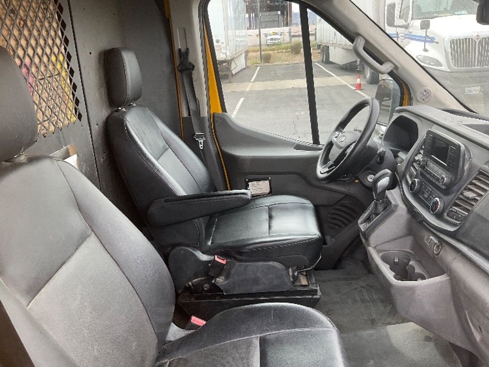 Cargo Van (Panel Van)-Light and Medium Duty Trucks-Ford-2021-Transit 250-Phoenix-AZ-98,407\n\t\tmiles-$ 29,500 - Image 18