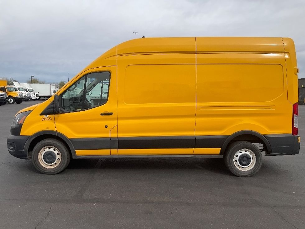Cargo Van (Panel Van)-Light and Medium Duty Trucks-Ford-2021-Transit 250-Phoenix-AZ-98,407\n\t\tmiles-$ 29,500 - Image 4