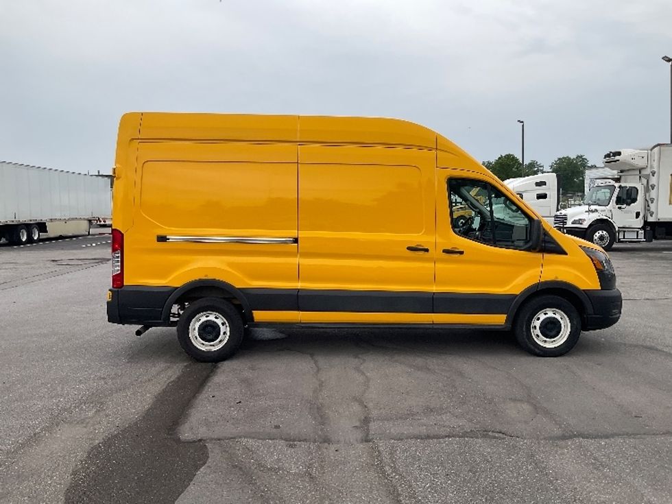 Cargo Van (Panel Van)-Light and Medium Duty Trucks-Ford-2021-Transit 250-Piqua-OH-83,579\n\t\tmiles-$ 29,500 - Image 12