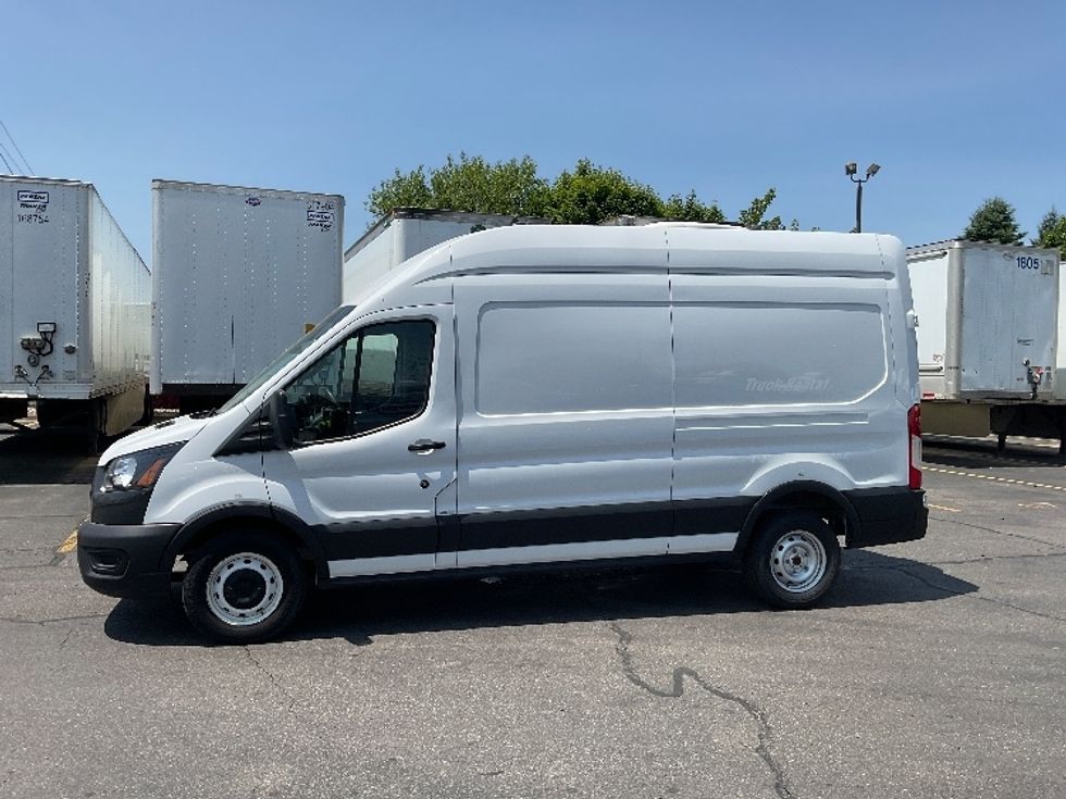 Cargo Van (Panel Van)-Light and Medium Duty Trucks-Ford-2021-Transit 250-Plymouth-MI-87,447\n\t\tmiles-$ 33,750 - Image 4