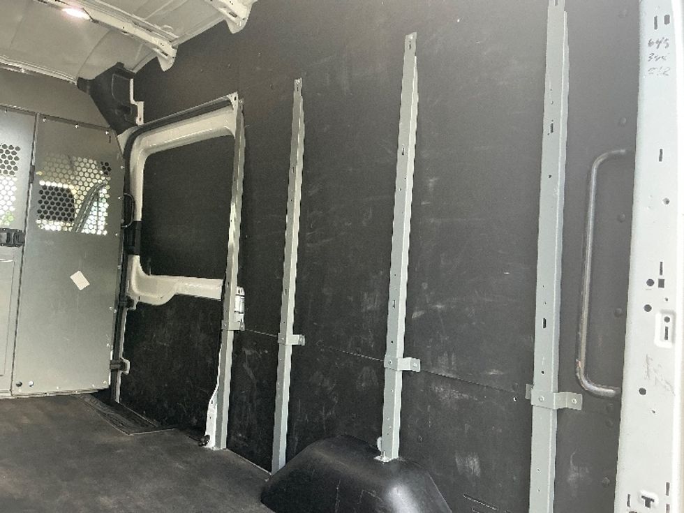 Cargo Van (Panel Van)-Light and Medium Duty Trucks-Ford-2021-Transit 250-Pompano Beach-FL-61,867\n\t\tmiles-$ 37,250 - Image 10