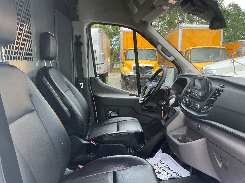 Cargo Van (Panel Van)-Light and Medium Duty Trucks-Ford-2021-Transit 250-Pompano Beach-FL-61,867\n\t\tmiles-$ 37,250 - Image 19