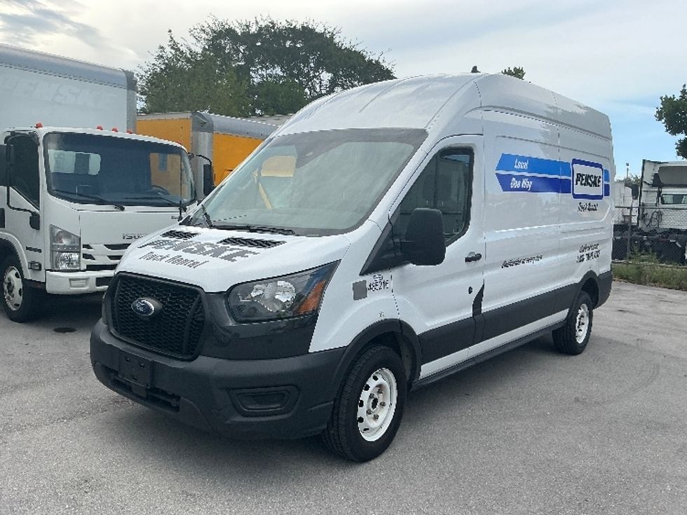 Cargo Van (Panel Van)-Light and Medium Duty Trucks-Ford-2021-Transit 250-Pompano Beach-FL-61,867\n\t\tmiles-$ 37,250 - Image 3