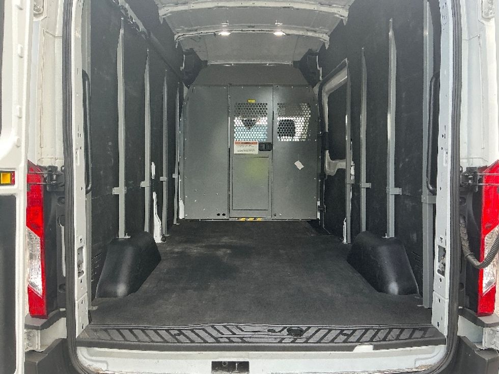 2021 Ford Transit photo 4