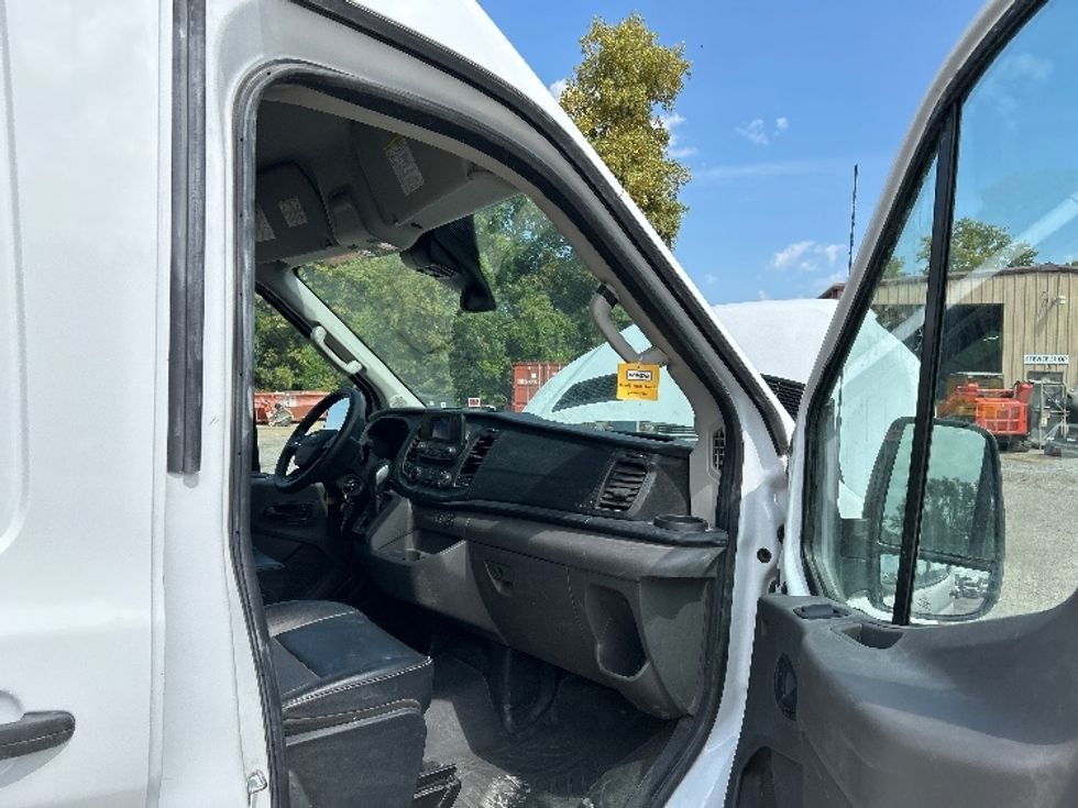 Cargo Van (Panel Van)-Light and Medium Duty Trucks-Ford-2021-Transit 250-Poplar Bluff-MO-56,728\n\t\tmiles-$ 34,750 - Image 19