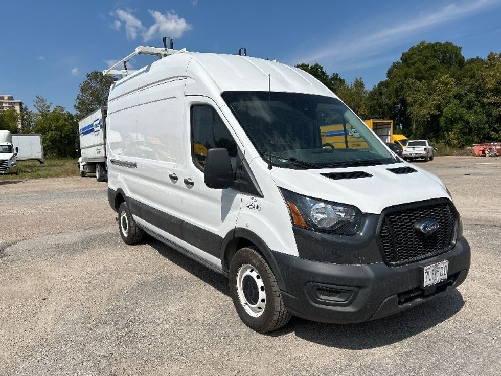 Cargo Van (Panel Van)-Light and Medium Duty Trucks-Ford-2021-Transit 250-Poplar Bluff-MO-72,415\n\t\tmiles-$ 33,500 - Image 1
